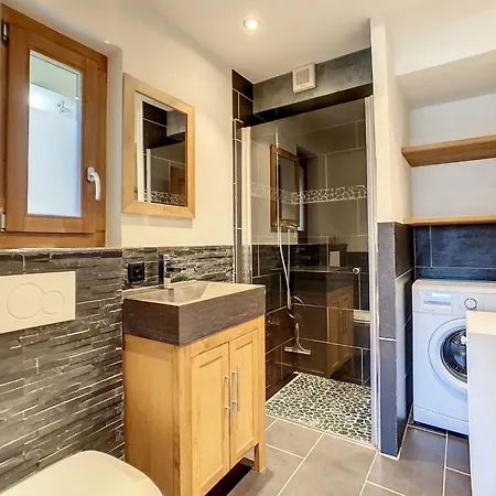 Apartament Scie 3 *
